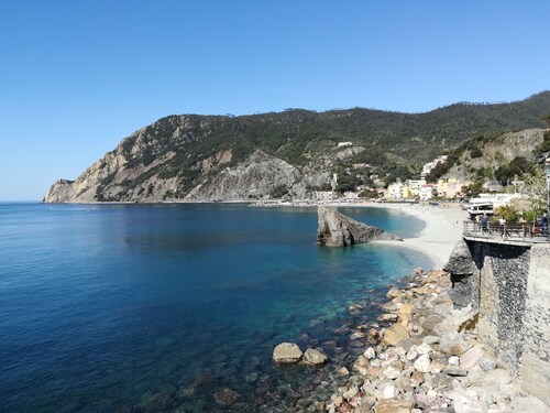 Koti meren rannalla (Rainbow Home) 4 novembre 15: n kautta, 1. kerros.