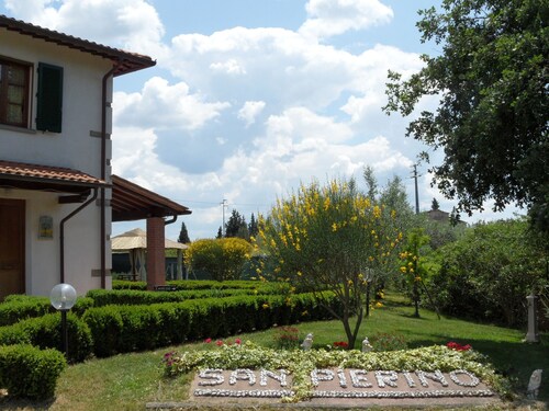 ALBà in the heart of Tuscany, with garden and pool