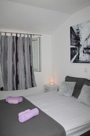 2 bedrooms, individually decorated, individually furnished - Malo Misto Apartments (Dugi Rat)