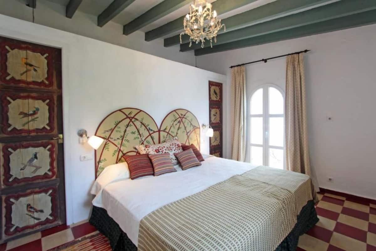Suite junior, vista al jardín | Ropa de cama