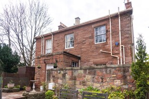 Exterior - Benahavis Grange Edinburgh (Edinburgh)