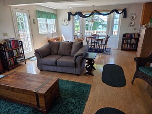 Smart TV, DVD player, books, music library