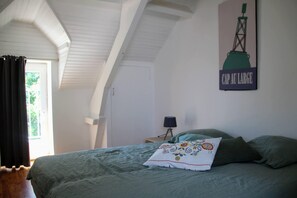 3 chambres, fer et planche à repasser, lit parapluie, Wi-Fi gratuit