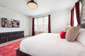 7 bedrooms, bed sheets - Encore Club Reunion by Luxury Sun Rentals House #1 (Kissimmee)
