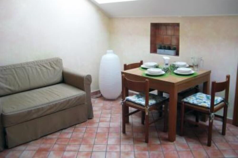 Bergamo: 40 sqm attic ideally located in the centre of Bergamo
