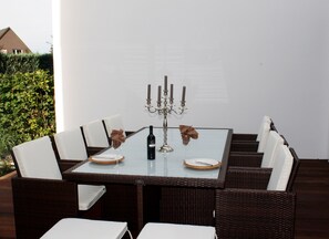 Outdoor dining - From individualists for individualists (Rheine)