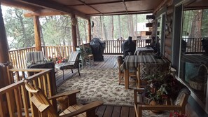 Outdoor dining - Great Place to Get Away to! (Mountain Home)