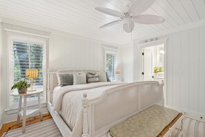 3 makuuhuonetta, silitysrauta/-lauta, Wi-Fi, vuodevaatteet