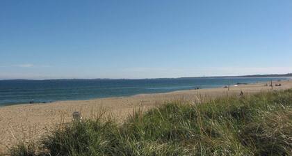 Near Oceanfront Property: Beach Access, Ample Parking, Paradise Found!