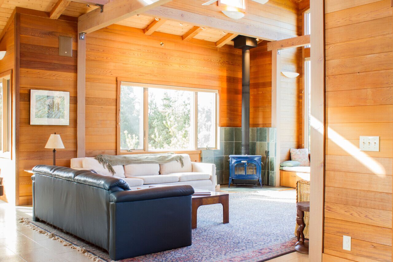 Spacious, Family-Friendly House | Piano+Fireplace