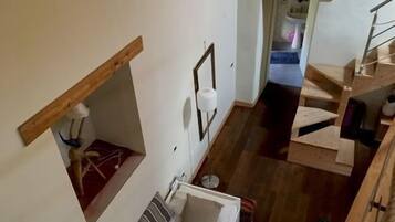 1 多间卧室、熨斗/熨衣板、WiFi、床单