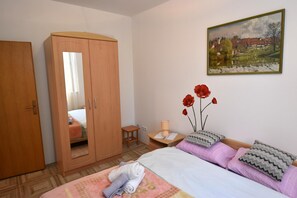 1 Schlafzimmer, Bügeleisen/Bügelbrett, kostenloses WLAN, Bettwäsche