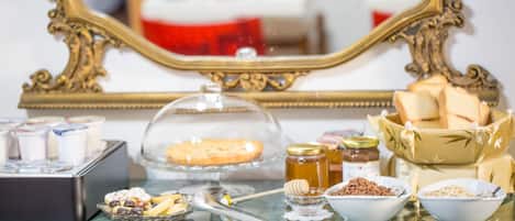 Petit déjeuner buffet compris tous les jours