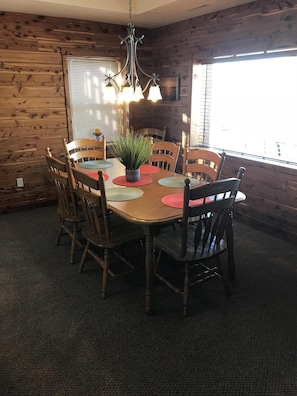 Dining - Great lakefront Log Home  (Roach)