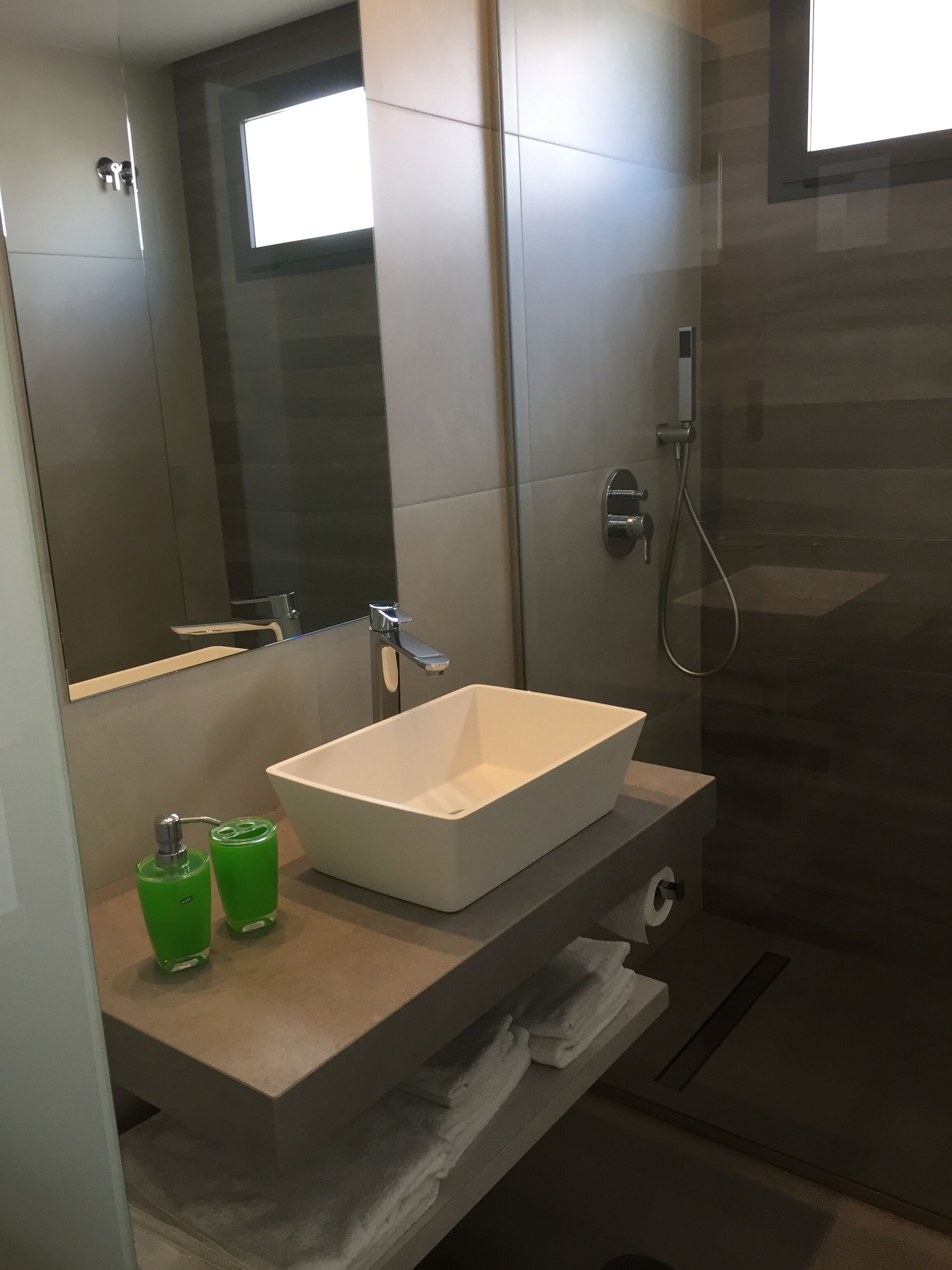 Cozy sun-oriented apartment, located in the cozy complex Oasis Beach,