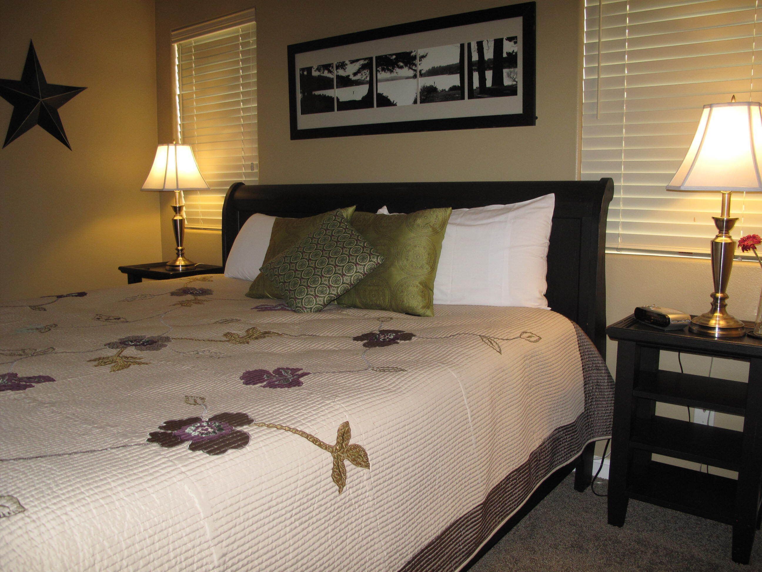 Upscale Beach N Pad ****Great Price****Great Location****