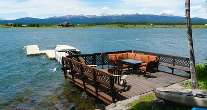 Lakefront Retreat 4BR/2BA, Private Dock and Lake Access, RV Hookup, Great Views!