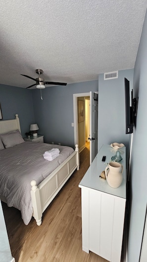 2 habitaciones, escritorio, wifi gratis y ropa de cama 