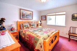 3 bedrooms, bed sheets