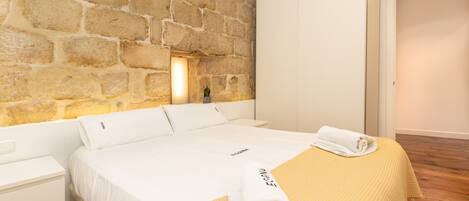 3 quartos, ferros/tábuas de passar roupa, Wi-Fi de cortesia