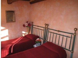 2 camere, ferro/asse da stiro, culla da viaggio, Wi-Fi gratuito