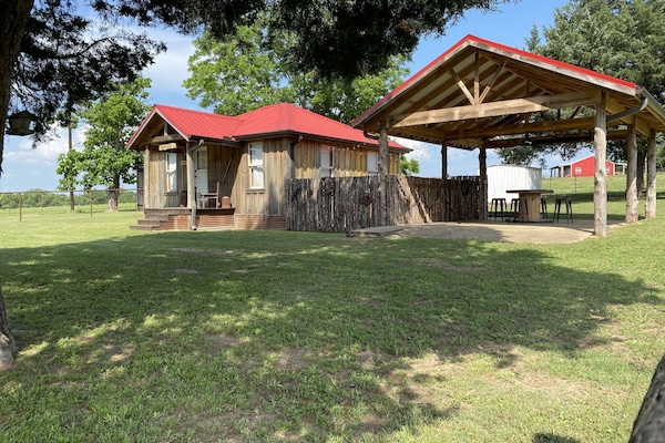 Henry Homeplace cabin and pavilion. You have arrived at your destination!