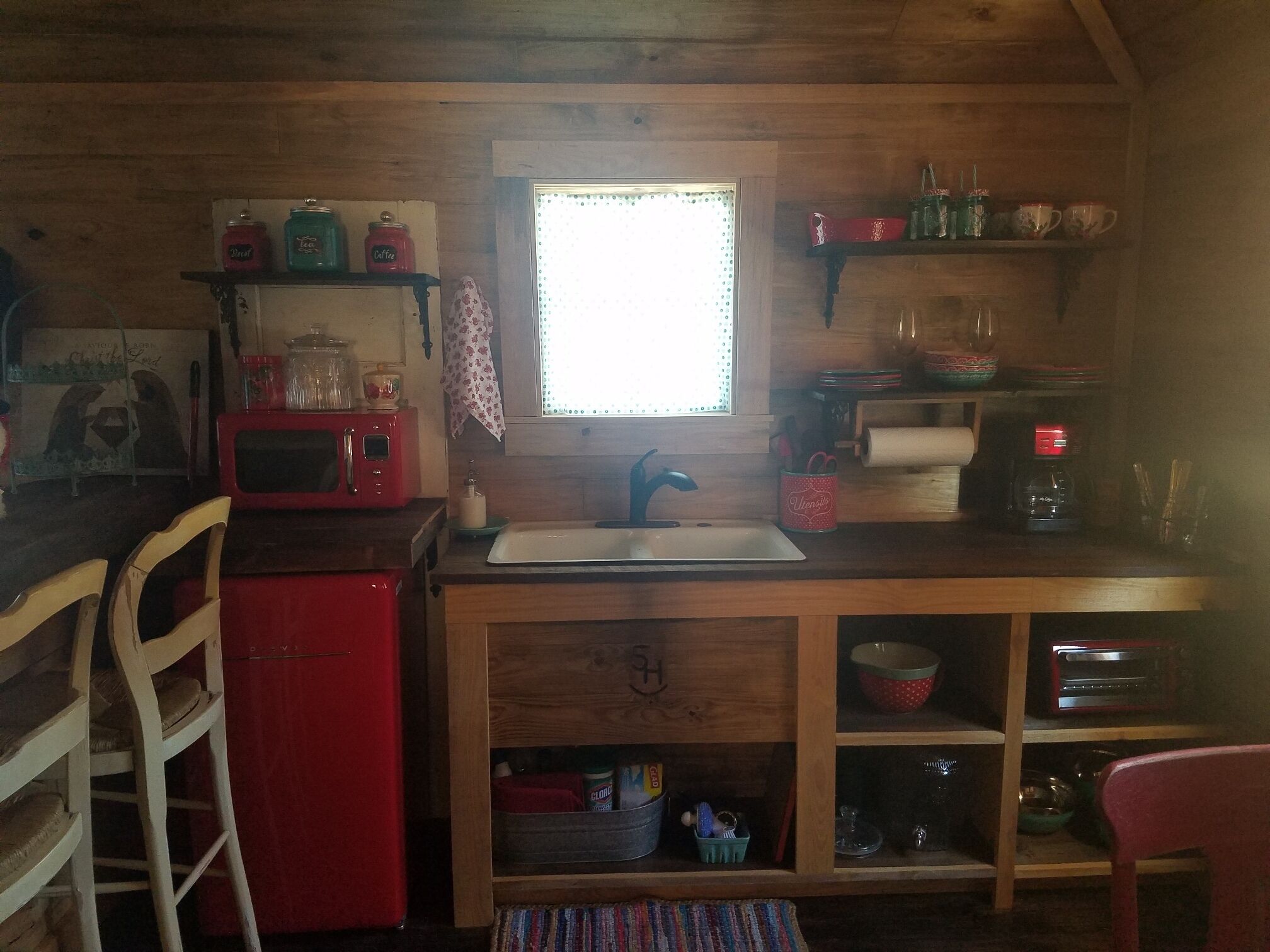 Newly Restored Family Cabin With a Relaxing Charm