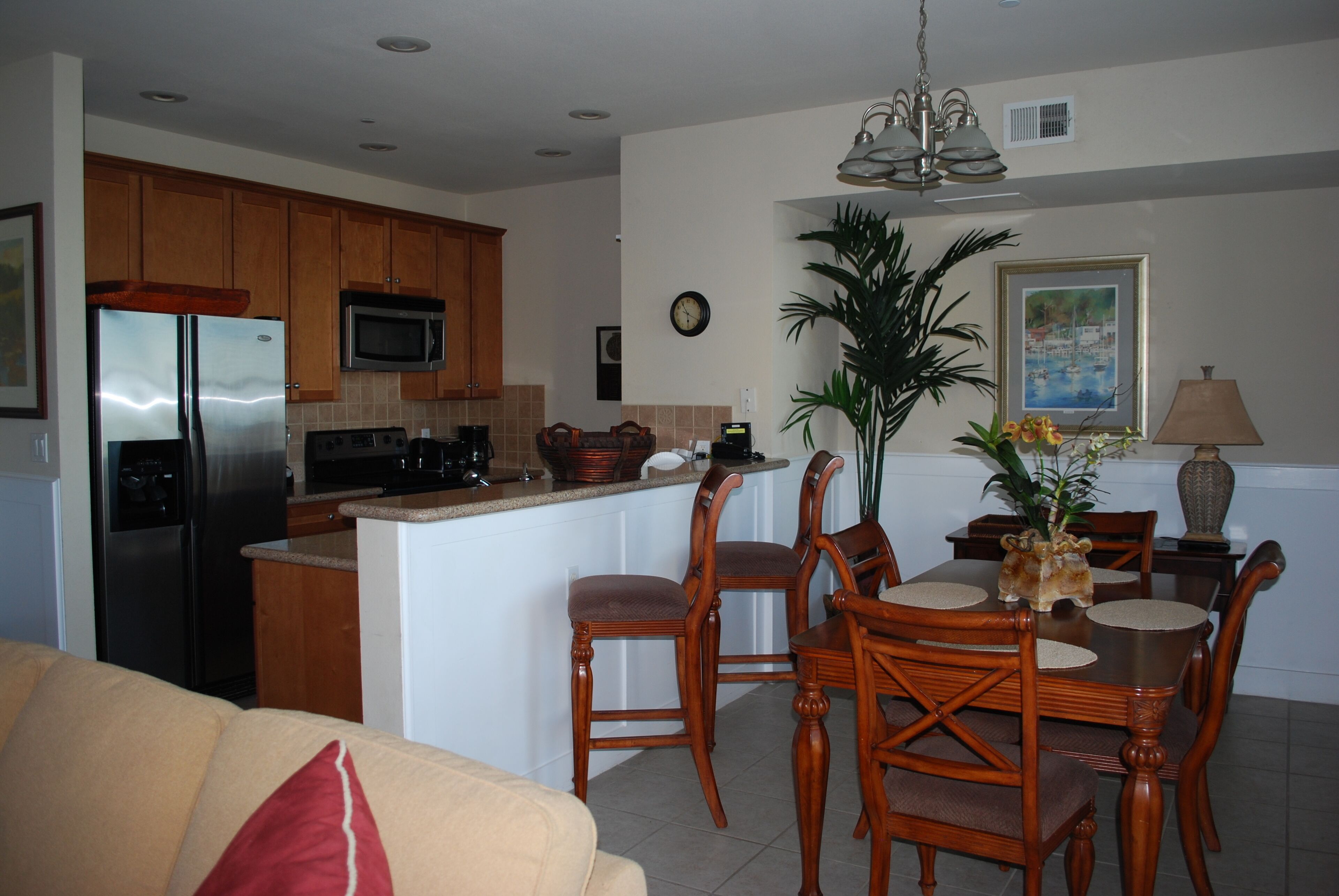 Beachside condo steps away from the Beach Club, beach and all the amentites