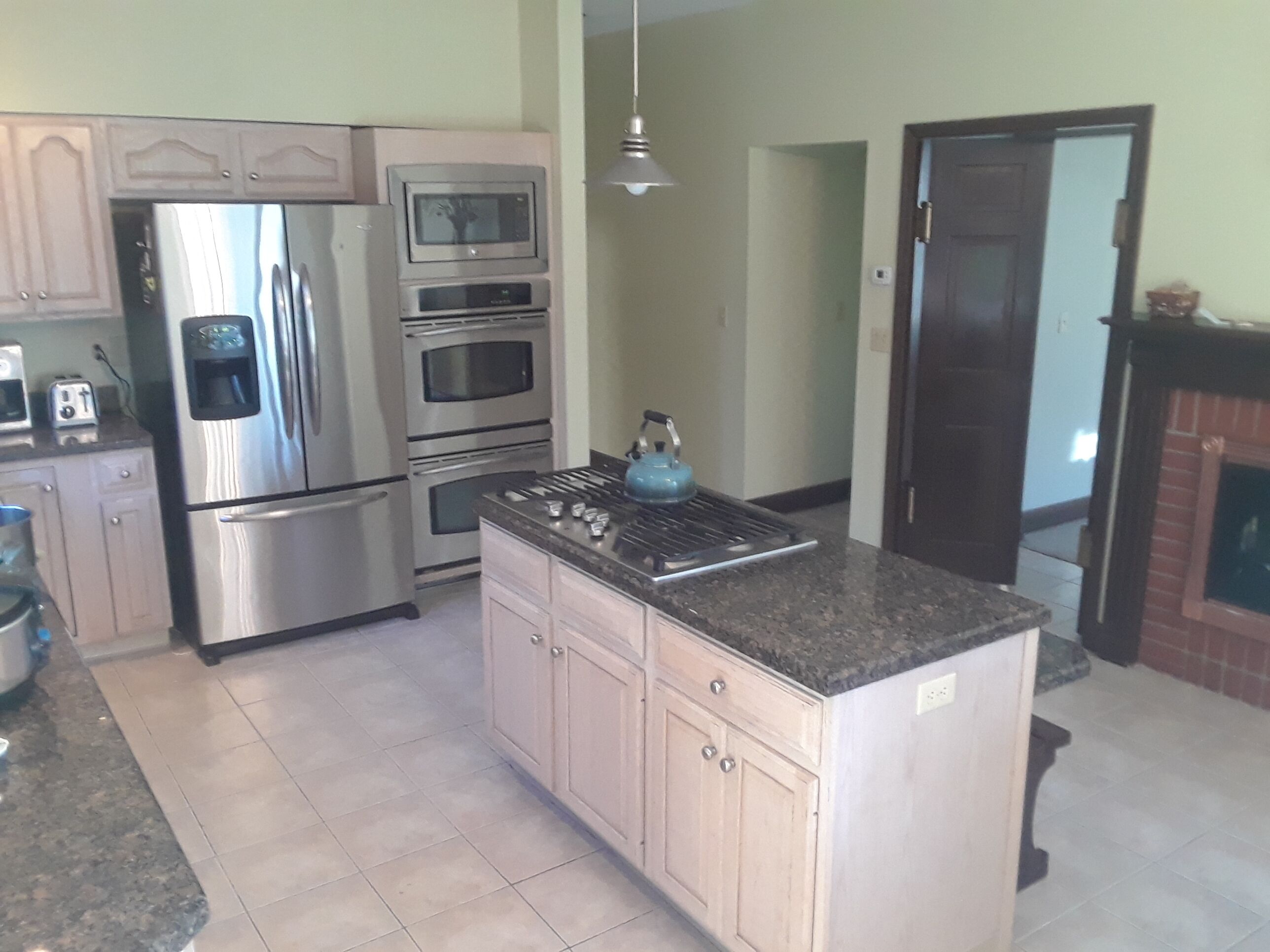 Hillsdale County, Michigan: weddings, groups, Hillsdale College, Trine Univ.