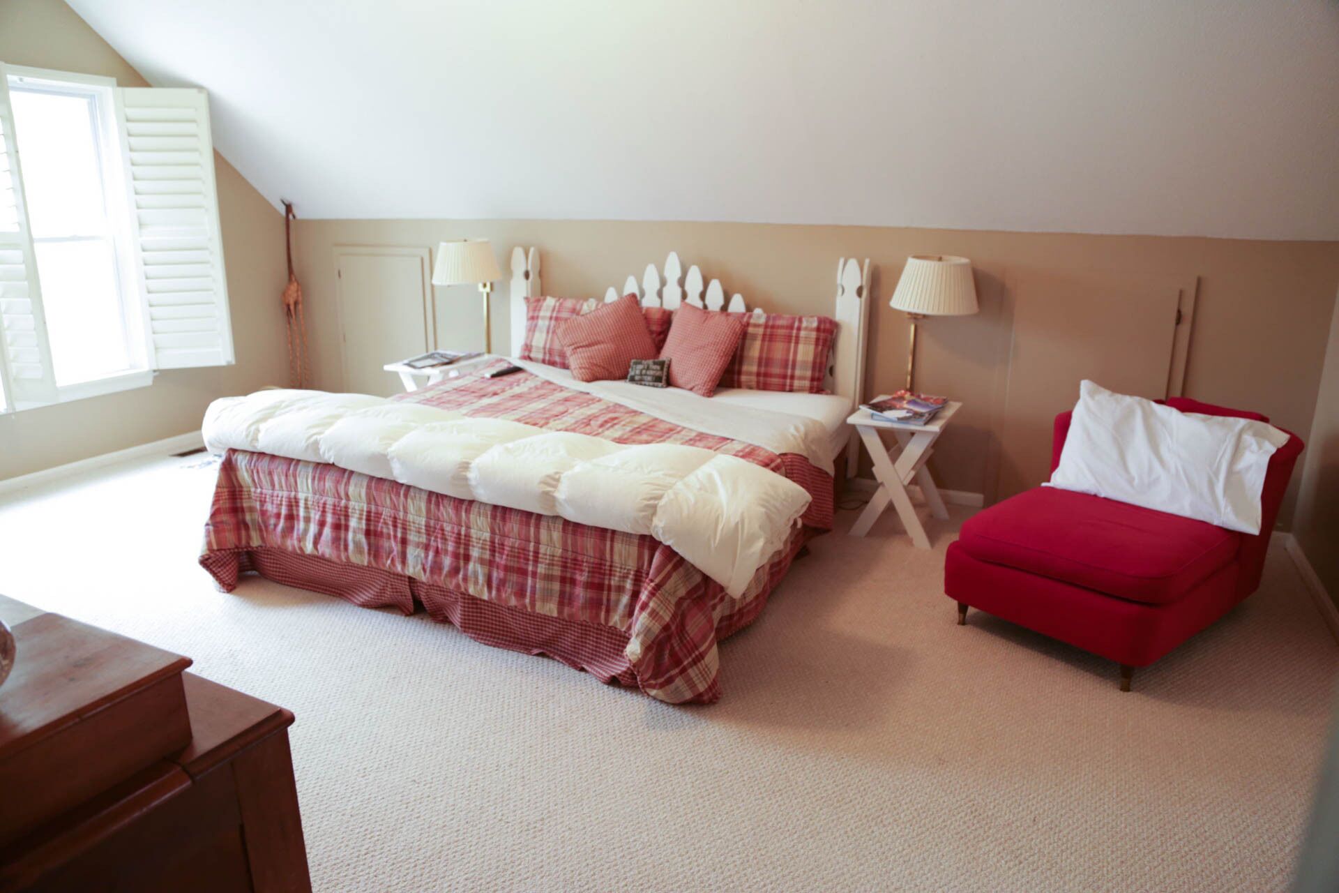 Quiet peaceful carriage house nestled in an Alabama Treasure Forest. 