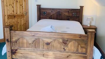 1 chambre, lit parapluie, Wi-Fi, draps fournis