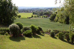 Property grounds - OWL's Nest with a view over Detmold (Klüt)