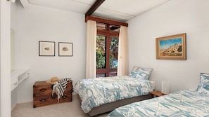 2 bedrooms, iron/ironing board