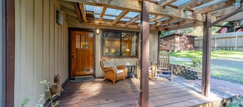 Lost Coast Cottage Petrolia