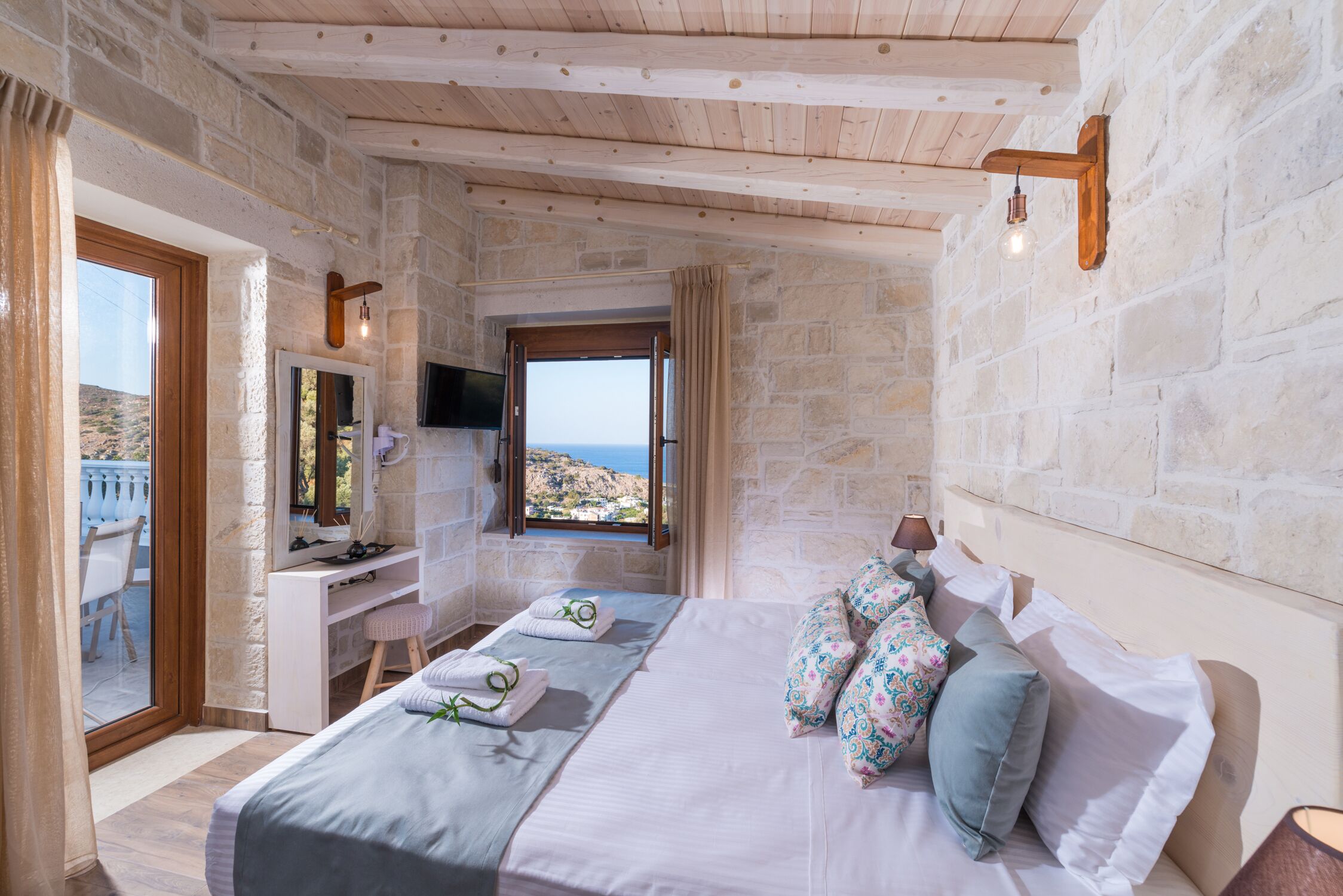 "ERVIN" Sea view Villa - private swimming pool !