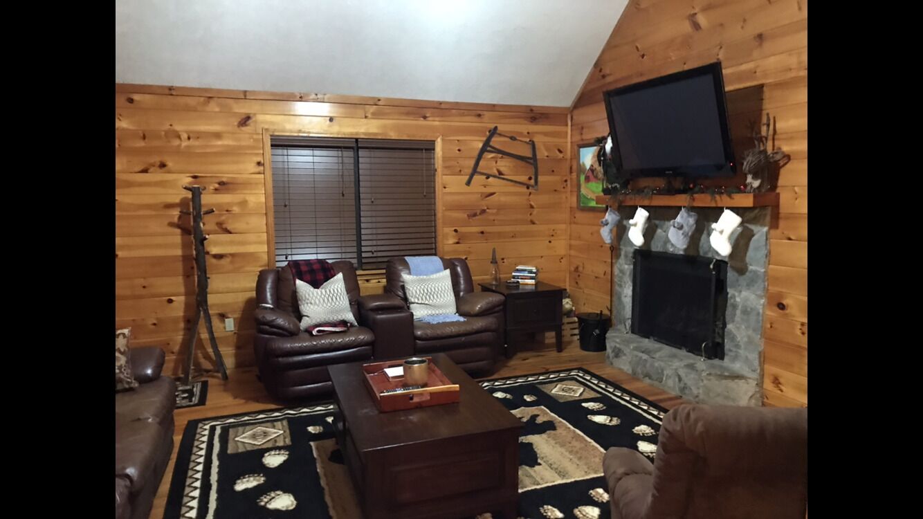 Family Cabin Retreat ** Beautiful Mountain Views **
