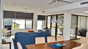 Interior - Waterford Apartment 3 - Bring your own linen (South West Rocks)