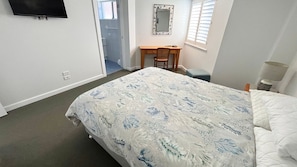 3 bedrooms, Internet