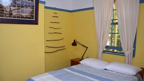 2 bedrooms - Arakoon House 1 - walk to the beach - Bring your own linen (Arakoon)