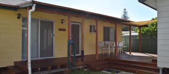 Wenlaw Cottage (Rear) Hat Head - Bring your own linen