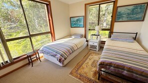 Unclassified image, 2 of 19, button - Dalesview Retreat - close to the water - Bring your own linen (ARAKOON)