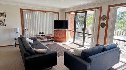 Dalesview Retreat - close to the water