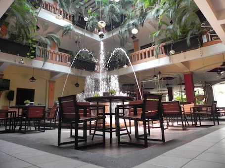 Dining. Hotel Posada Del Sol