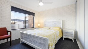 2 多间卧室、上网接入、床单