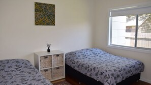 2 bedrooms, Internet