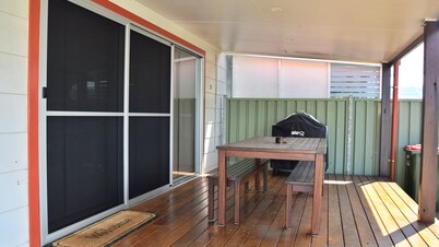 Three/Fifty Four Straight St Hat Head - Bring your own linen