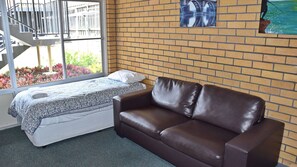 Smart TV - Wards Holiday Flat 1 (SOUTH WEST ROCKS)