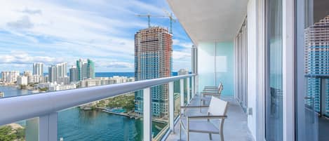 Vue sur la plage/lâocĂ©an