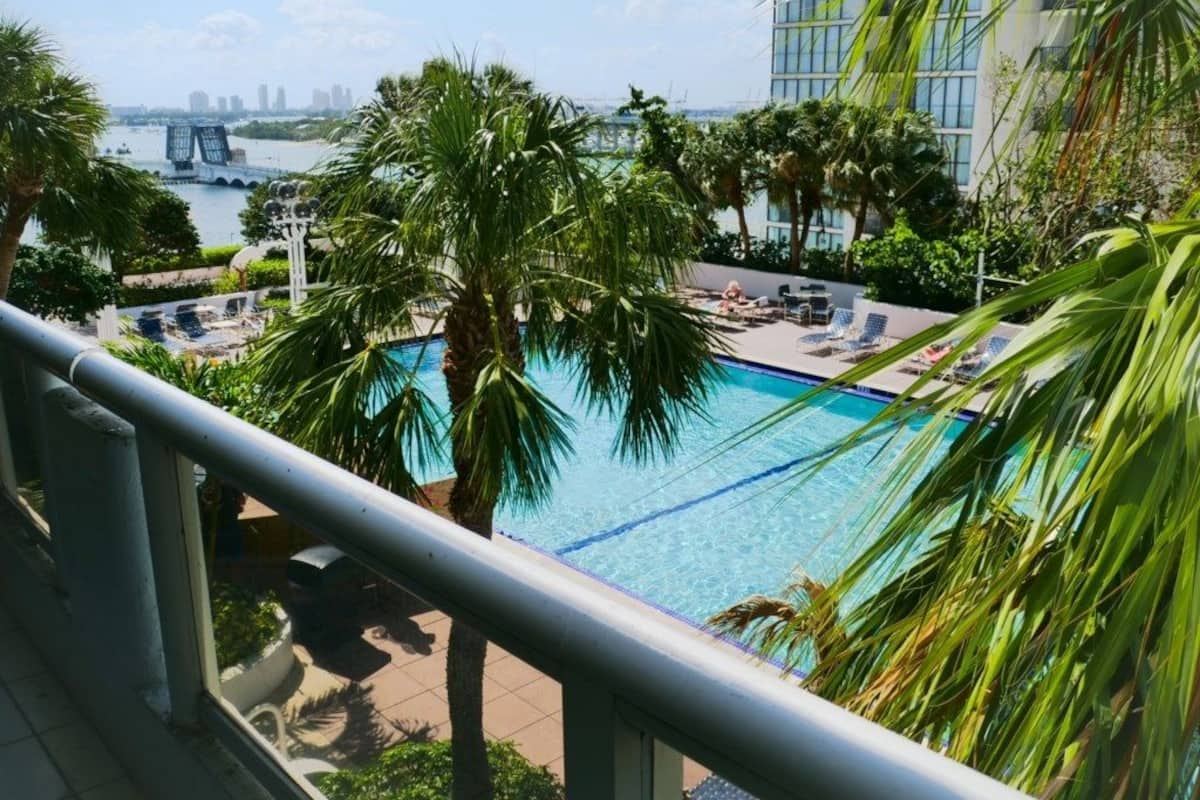 Condo, 1 Bedroom, Pool View (1245) | 3 bedrooms, WiFi (free)
