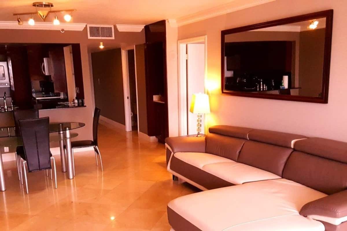 Condo, 1 Bedroom, City View (4044) | 3 bedrooms, free WiFi